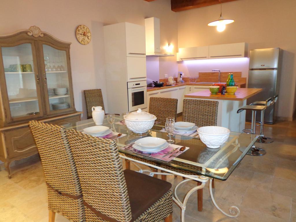 Domaine Les Rivales Apartment Кавайон Стая снимка